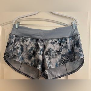 Lululemon Speed Up Low Rise Shorts 2.5” Size 8